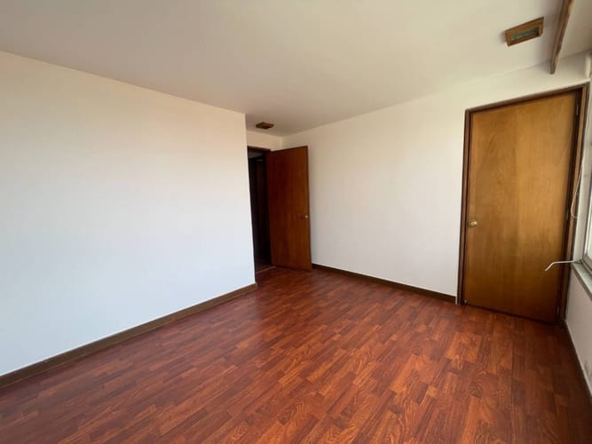 Apartamento de 3 alcobas en venta en Los Rosales, Bogotá, 170 m² · foto 10 de 22