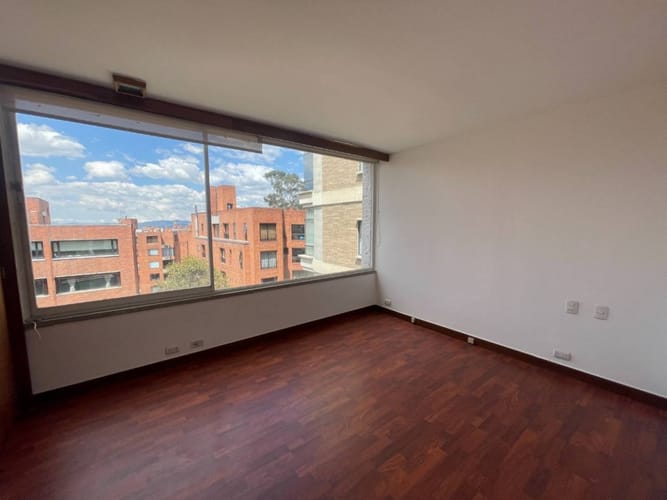 Apartamento de 3 alcobas en venta en Los Rosales, Bogotá, 170 m² · foto 11 de 22