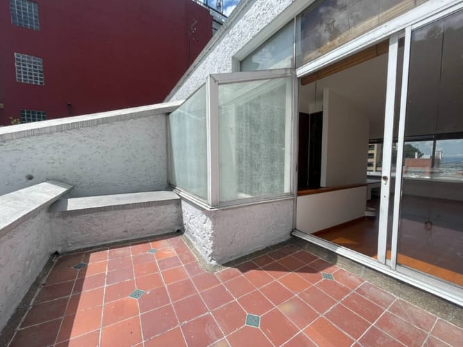 Apartamento de 3 alcobas en venta en Los Rosales, Bogotá, 170 m² · foto 16 de 22