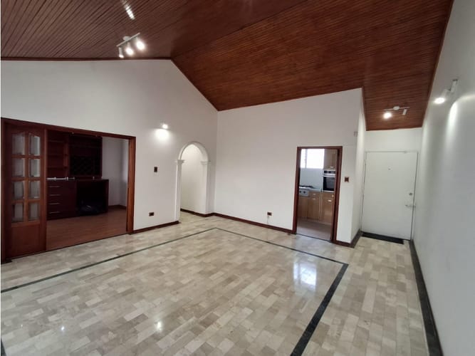 Apartamento de 5 alcobas en venta en Tunja, Tunja, 161 m² · foto 3 de 24