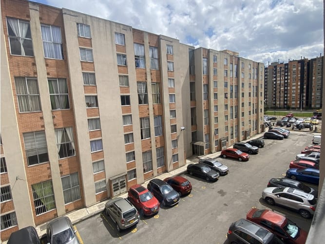 Apartamento de 3 alcobas en venta en Villa Alsacia 2, Bogotá, 60 m² · foto 4 de 24