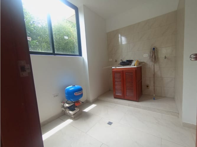 Casa de 3 alcobas en venta en Villavicencio, 300 m² · foto 6 de 23
