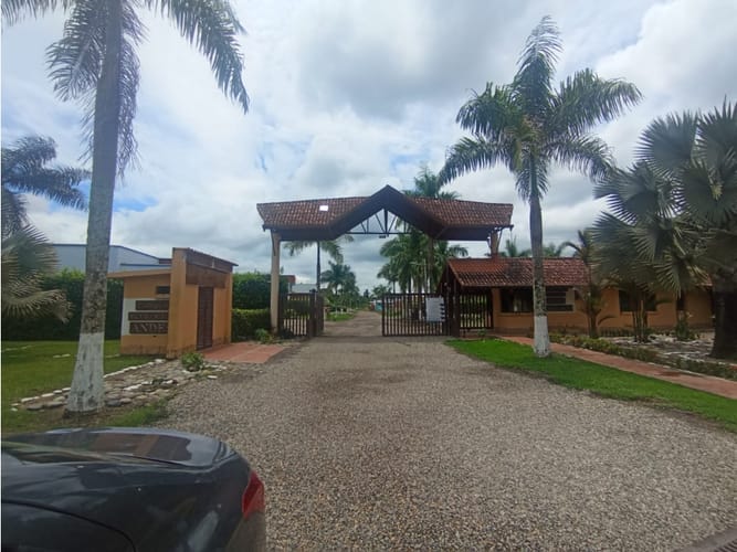 Casa de 3 alcobas en venta en Villavicencio, 300 m² · foto 10 de 23