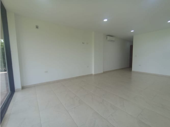 Casa de 3 alcobas en venta en Villavicencio, 300 m² · foto 14 de 23