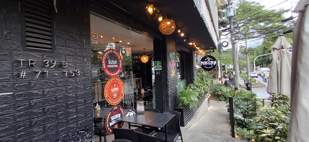 Local en venta en Bolivariana, Medellín, 47 m² · foto 18 de 18
