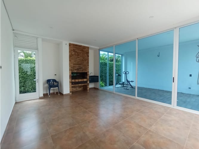 Casa de 4 alcobas en venta en La Cecilia, Villavicencio, 645 m² · foto 4 de 24