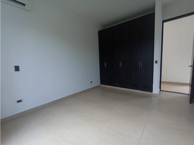 Casa de 4 alcobas en venta en La Cecilia, Villavicencio, 645 m² · foto 15 de 24