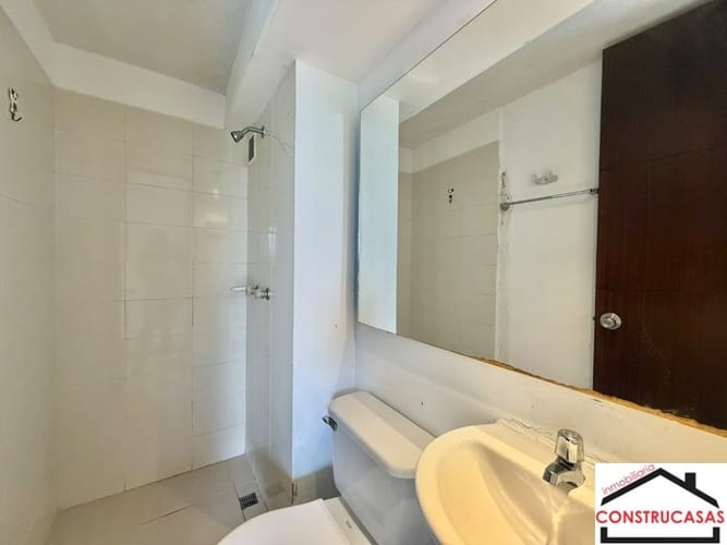 Apartamento de 3 alcobas en venta en Calasanz, Medellín, 65 m² · foto 5 de 18