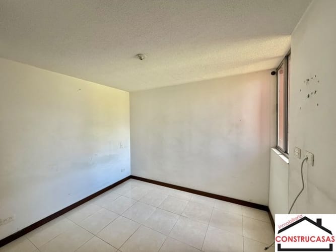 Apartamento de 3 alcobas en venta en Calasanz, Medellín, 65 m² · foto 9 de 18