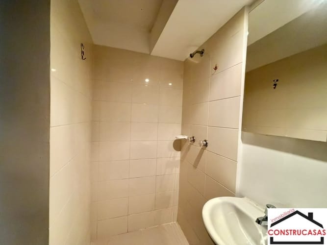 Apartamento de 3 alcobas en venta en Calasanz, Medellín, 65 m² · foto 10 de 18