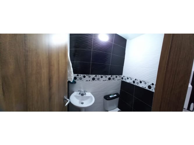 Casa de 5 alcobas en venta en Cd. Comfaboy, Tunja, 290 m² · foto 6 de 24