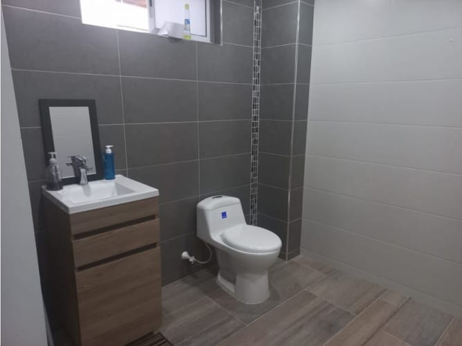 Casa de 5 alcobas en venta en Cd. Comfaboy, Tunja, 290 m² · foto 19 de 24