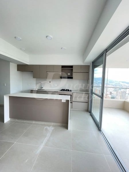 Apartamento de 3 alcobas en arriendo en Las Lomitas, Sabaneta, 87 m² · foto 5 de 18