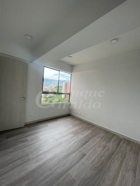 Apartamento de 3 alcobas en arriendo en Las Lomitas, Sabaneta, 87 m² · foto 16 de 18