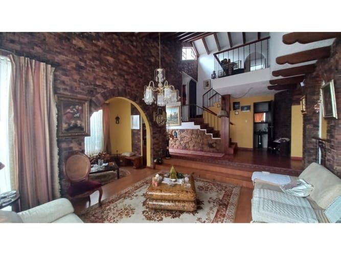 Casa de 5 alcobas en venta en Tunja, Tunja, 490 m² · foto 4 de 24