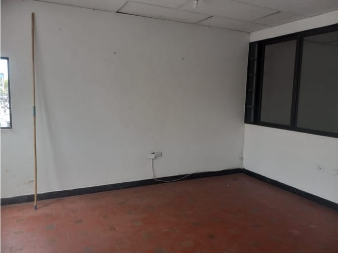 Bodega en venta en Santa Ines, Villavicencio, 315 m² · foto 2 de 5