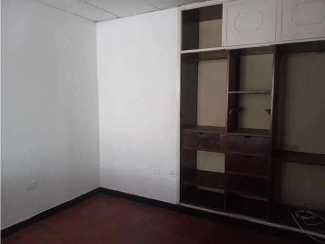Bodega en venta en Santa Ines, Villavicencio, 315 m² · foto 3 de 5