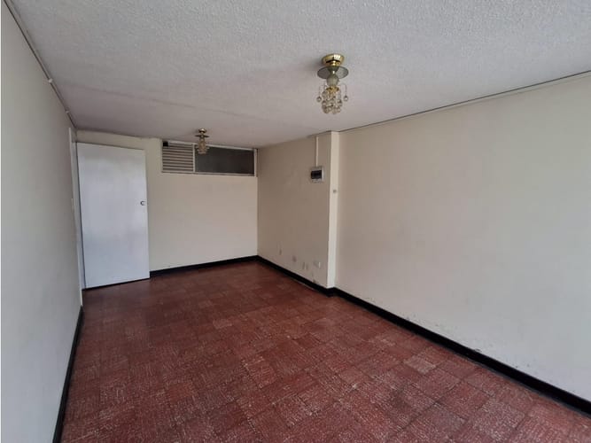 Casa de 9 alcobas en venta en Villa Olimpica, Tunja, 241 m² · foto 2 de 24