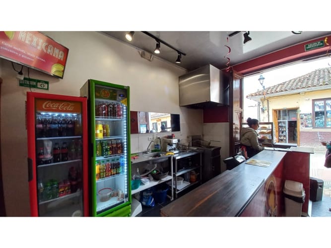 Casa de 6 alcobas en venta en Centro Historico, Tunja, 307 m² · foto 3 de 24