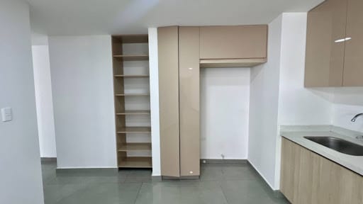 Apartamento de 3 alcobas en arriendo en Belén Rosales, Medellín, 80 m² · foto 3 de 15
