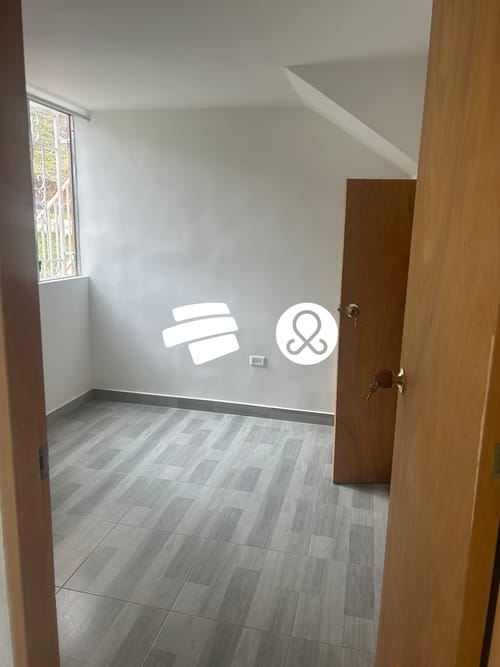 Casa de 4 alcobas en venta en Alto Del Medio, Rionegro, 79 m² · foto 3 de 12