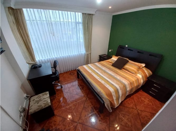 Casa de 5 alcobas en venta en Ub. El Recreo, Tunja, 263 m² · foto 5 de 24