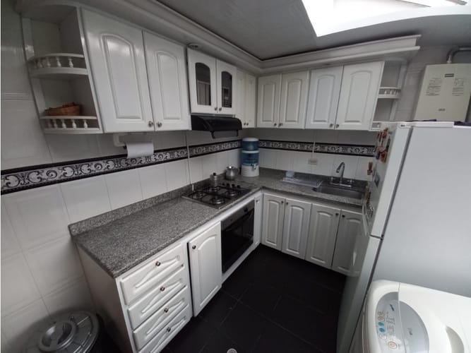Casa de 5 alcobas en venta en Ub. El Recreo, Tunja, 263 m² · foto 13 de 24