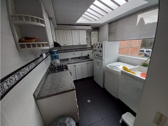 Casa de 5 alcobas en venta en Ub. El Recreo, Tunja, 263 m² · foto 14 de 24
