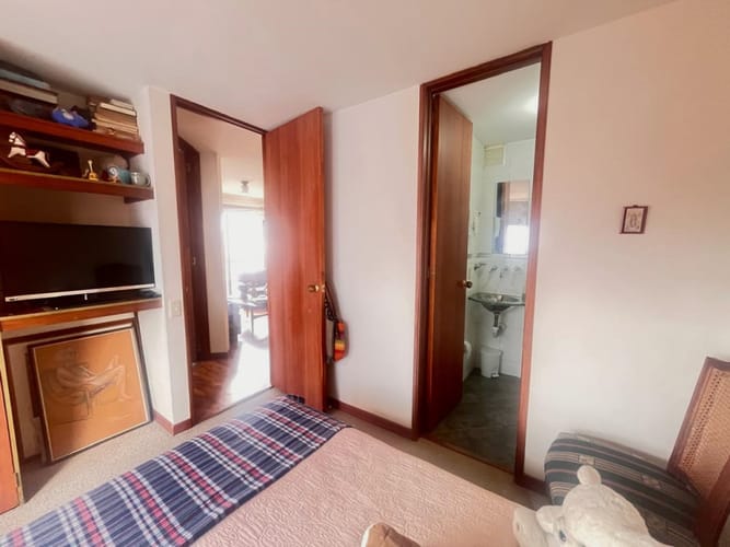 Apartamento en venta en Cedritos, Bogotá · foto 3 de 24