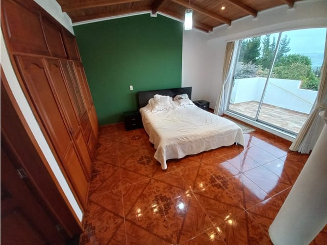 Casa de 5 alcobas en venta en Ub. El Recreo, Tunja, 263 m² · foto 18 de 24