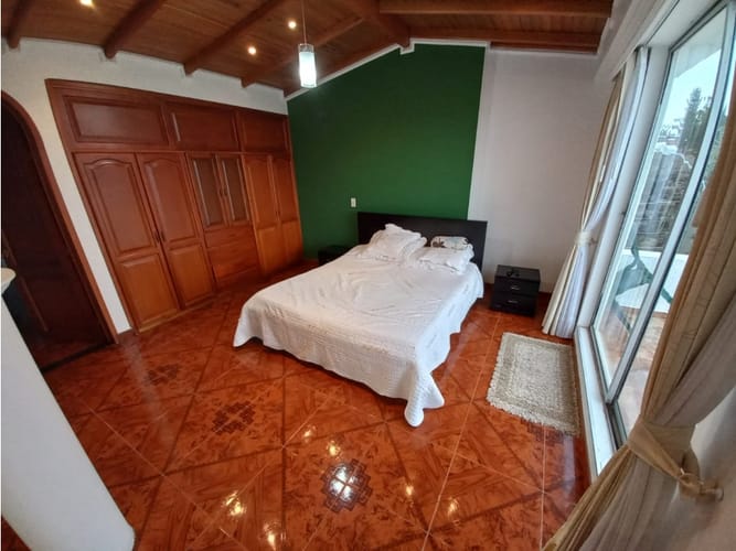 Casa de 5 alcobas en venta en Ub. El Recreo, Tunja, 263 m² · foto 19 de 24