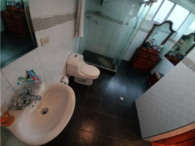 Casa de 5 alcobas en venta en Ub. El Recreo, Tunja, 263 m² · foto 22 de 24