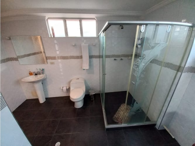 Casa de 5 alcobas en venta en Ub. El Recreo, Tunja, 263 m² · foto 24 de 24