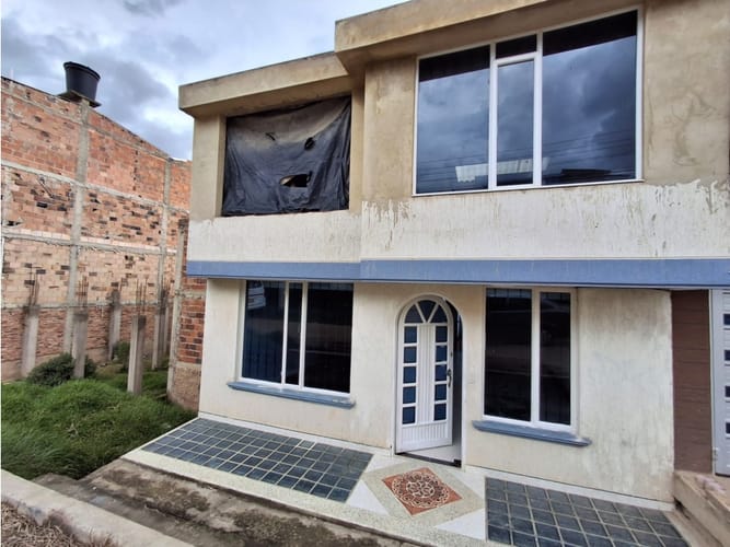 Casa de 7 alcobas en venta en Prados Del Norte, Tunja, 200 m² · foto 16 de 24