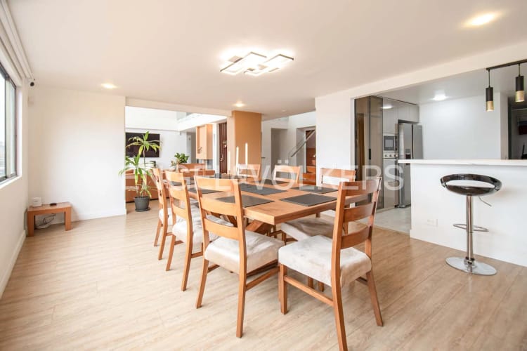 Apartamento de 5 alcobas en venta en Mazuren, Bogotá, 339 m² · foto 4 de 24