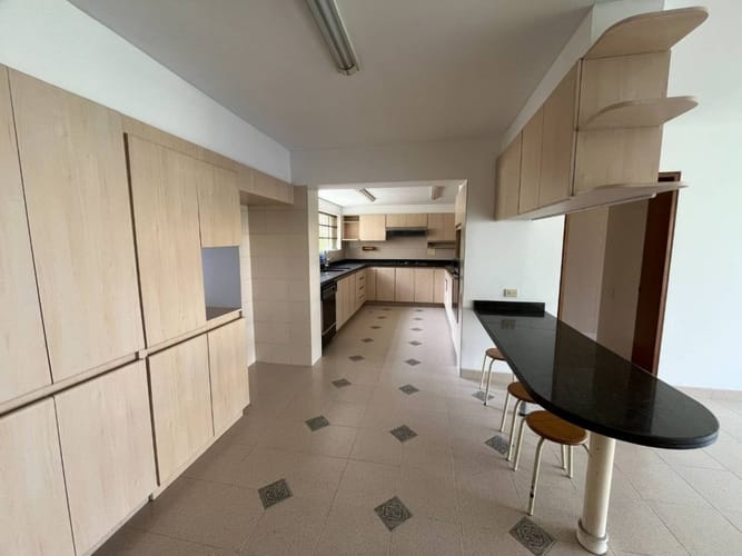 Casa de 4 alcobas en venta en Santa Barbara Alta, Bogotá, 414 m² · foto 12 de 24