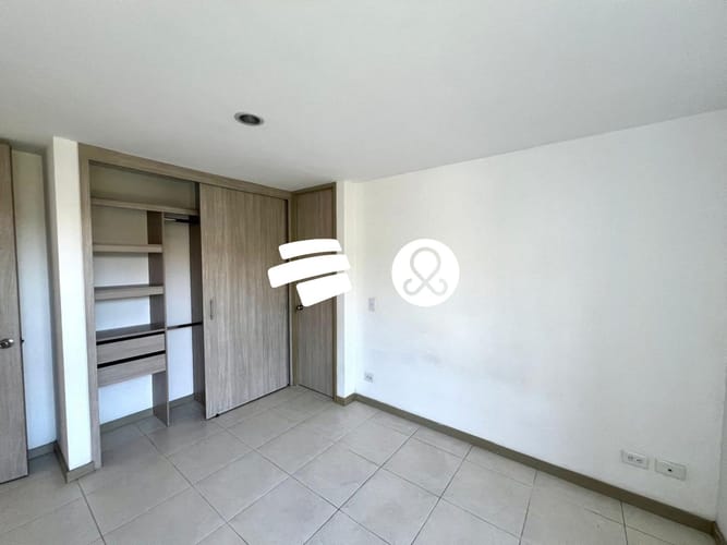 Apartamento de 3 alcobas en venta en La Inmaculada, Envigado, 69 m² · foto 18 de 24