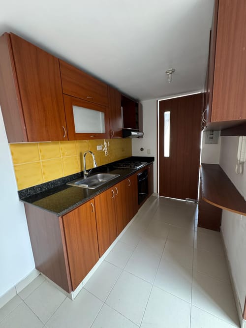 Apartamento de 3 alcobas en venta en Ciudad Alsacia, Bogotá, 87 m² · foto 6 de 16