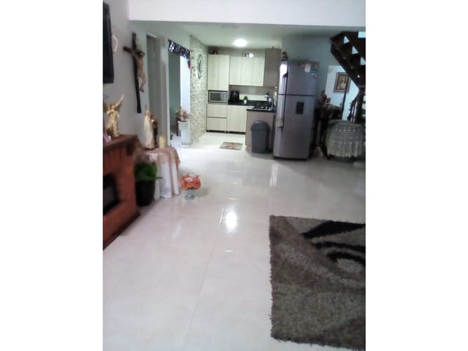 Casa de 4 alcobas en venta en La Magnolia, Envigado, 115 m² · foto 2 de 18