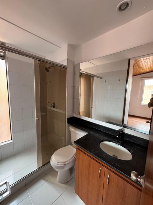 Apartamento de 3 alcobas en venta en Ciudad Alsacia, Bogotá, 87 m² · foto 16 de 16