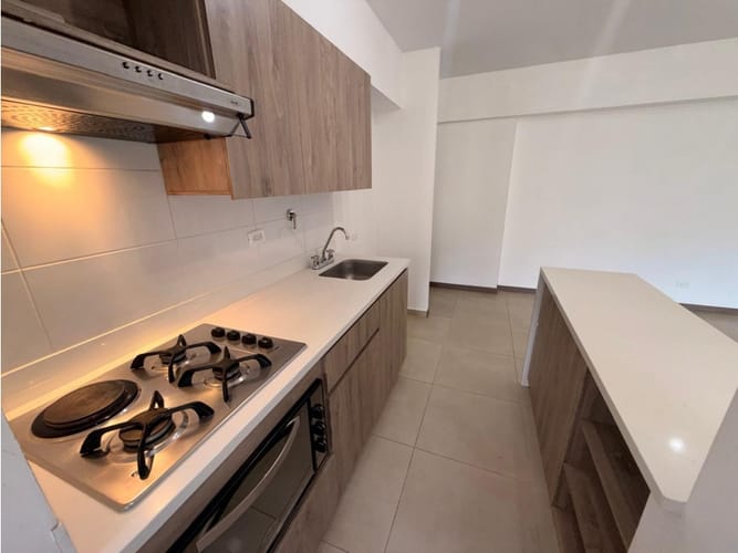 Apartamento de 3 alcobas en arriendo en Asdesillas, Sabaneta, 90 m² · foto 4 de 20