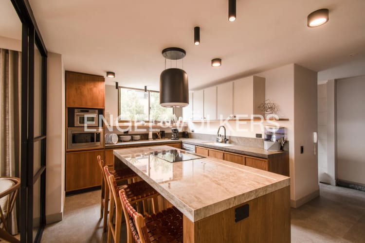 Apartamento de 3 alcobas en venta en Chicó Alto, Bogotá, 248 m² · foto 8 de 19