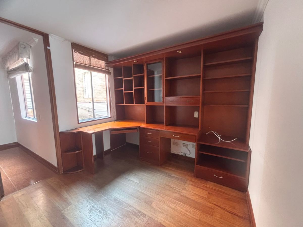 Casa en venta en Cerros De Suba, Bogotá · foto 8 de 20