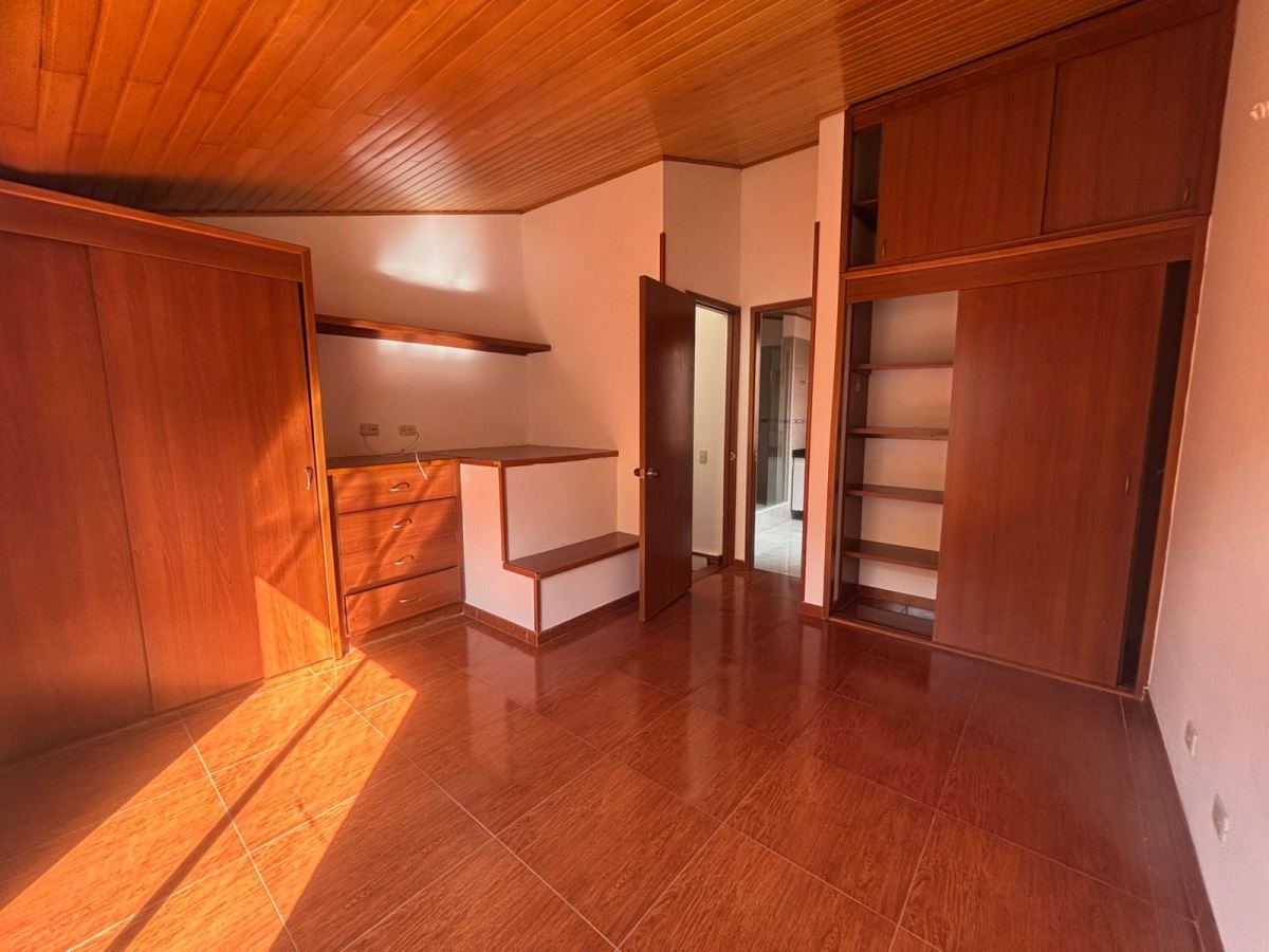 Casa en venta en Cerros De Suba, Bogotá · foto 13 de 20