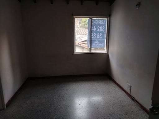 Apartamento de 1 alcoba en arriendo en La Candelaria, Medellín, 45 m² · foto 3 de 10