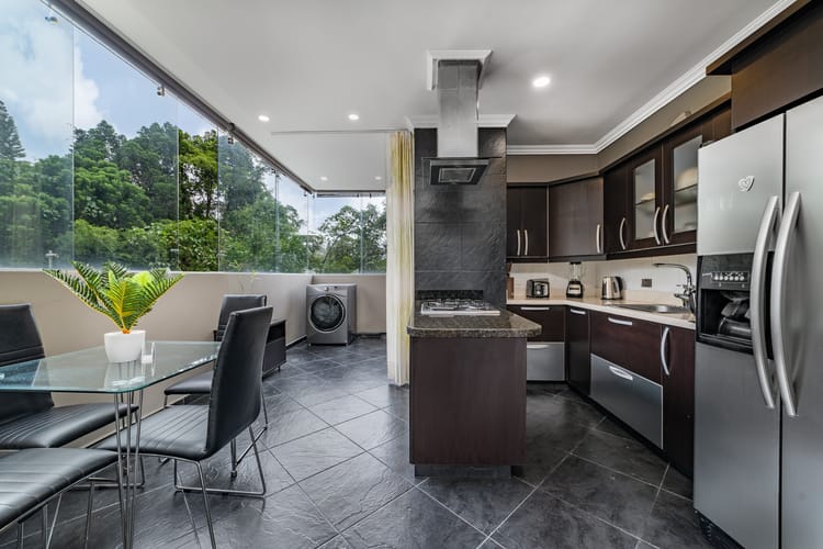 Apartamento de 3 alcobas en arriendo en La Florida, Medellín, 200 m² · foto 12 de 18