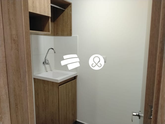 Apartamento de 3 alcobas en venta en Laureles, Medellín, 128 m² · foto 2 de 16