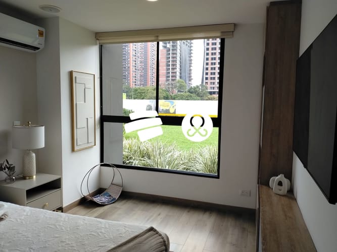 Apartamento de 3 alcobas en venta en Laureles, Medellín, 128 m² · foto 12 de 16