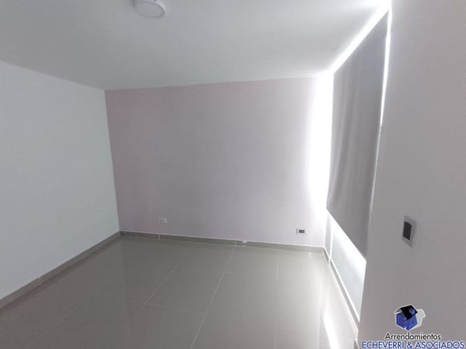 Apartamento de 2 alcobas en arriendo en La Mina, Envigado, 52 m² · foto 7 de 10