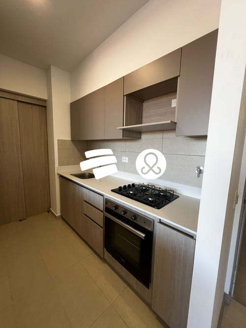 Apartamento de 2 alcobas en venta en El Porvenir, Rionegro, 60 m² · foto 2 de 13